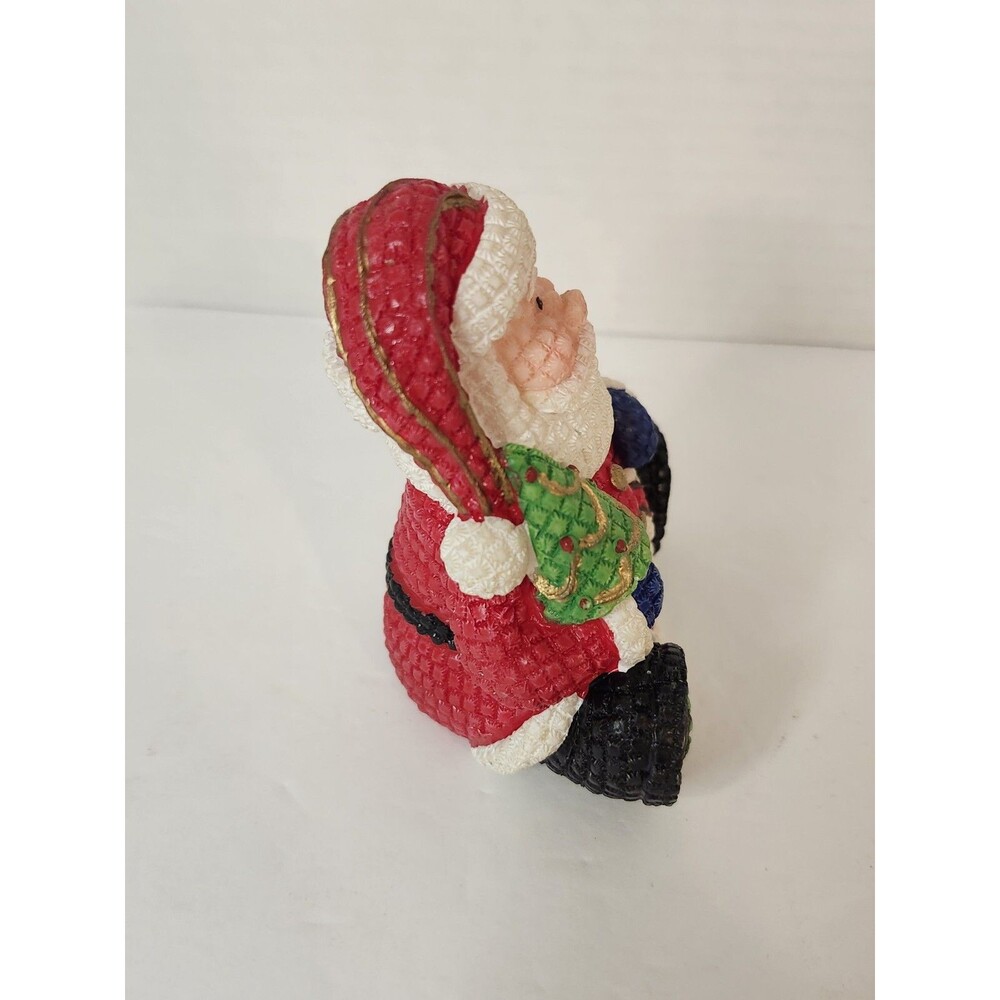 4 Inch Resin Santa Sitting - Picture 4 of 5